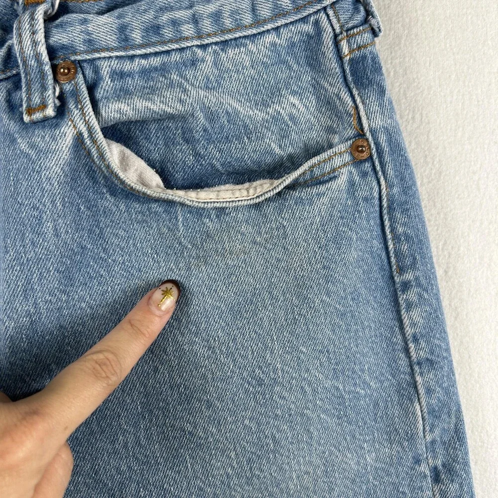 Vintage Levis 501 Jeans Mens 33x30 Light Wash Denim Straight Button Fly USA 90s